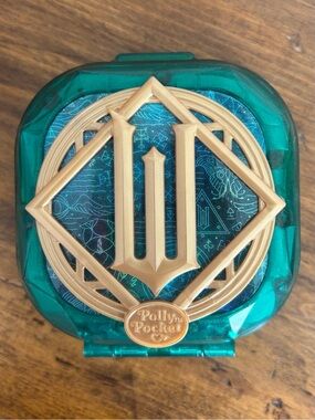 Polly Pocket x Wicked Compact